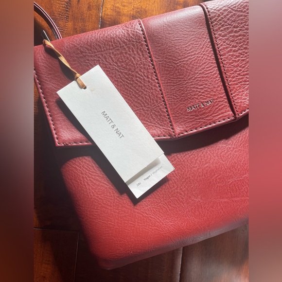 Matt & Nat Eeah Crossbody Bag - Picture 2 of 3